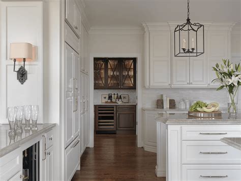 Traditional White Kitchen Beck Allen Cabinetry