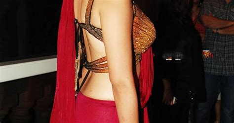 Aditi Rao Hydari In Hot Saree Desi Girlz