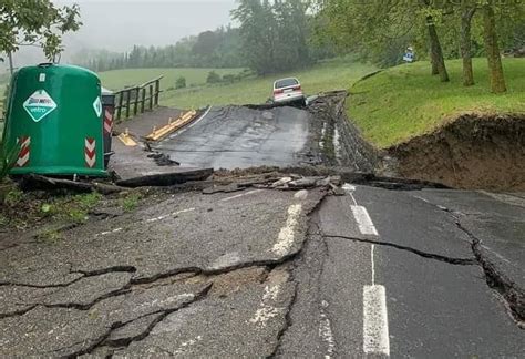 Maltempo In Toscana Centri Abitati Ancora Isolati In Alto Mugello