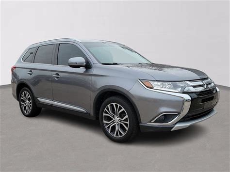 2017 Mitsubishi Outlander Ratings Pricing Reviews And Awards J D Power