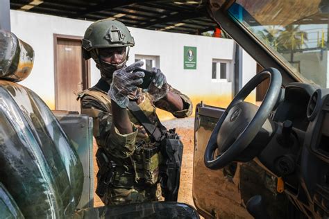 DVIDS Images Côte d Ivoire Special Forces Soldiers Raid Image 10