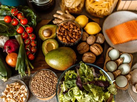 6 Essential Nutrients: What They Are and Why You Need Them 