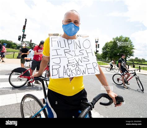 June 19 2020 Washington Dc United States Man With A Sign Reading