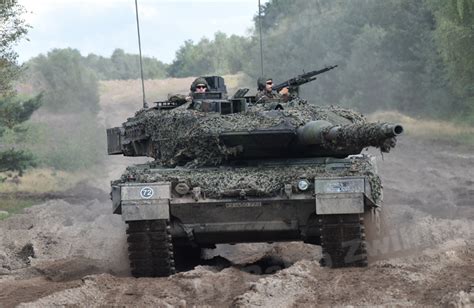 Leopard 2a7 4 Panzerbataillon 203 Tank Masters Photos And Journalism Military Photos