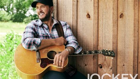 Luke Bryan To Front New Jockey Outdoors Mens Collection