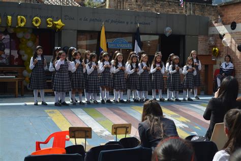 Colegio De Los Angeles Bogota Colegio Comercial Femenino Con énfasis