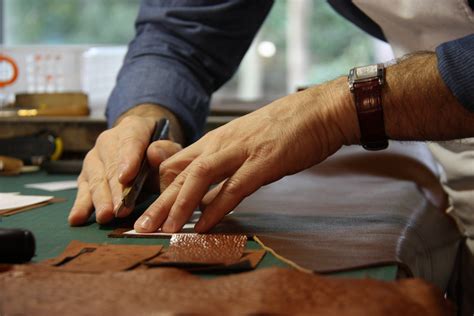 Objets en cuir sur mesure RENÉE PARIS