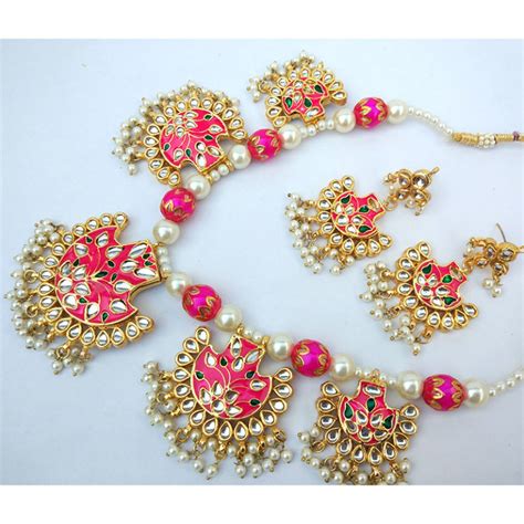 Pink Pearl Necklace Set for Women | FashionCrab.com