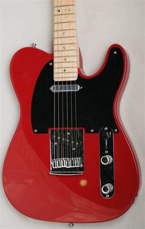 Fender Custom Shop 2011 Custom Deluxe Telecaster Dakota Red Maple