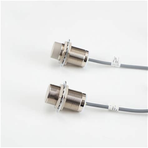 M30 Analog Inductive Proximity Sensor DC 3 Wire With 4 20mA Current