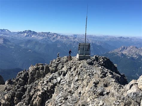 L Antenne Sud Vu Du Sommet Principal Fotos Hikr Org