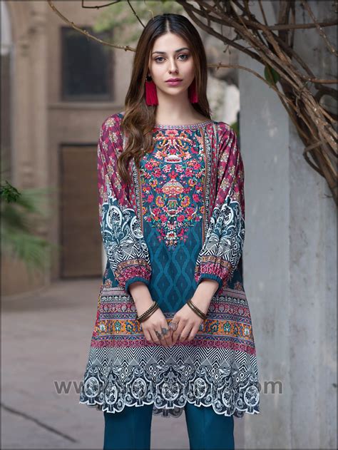 Pakistani Designer Kurtis With Different Cuts