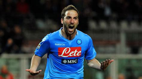 Transfer news: Liverpool target Gonzalo Higuain insists he is happy at ...