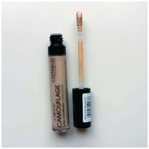 Catrice Liquid Camouflage concealer 020 Light Beige – Floating in Dreams