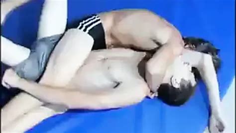 Vídeos gay de Lucha libre xHamster