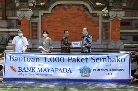 Bank Mayapada Dan Tahir Foundation Serahkan Sembako Untuk Masyarakat