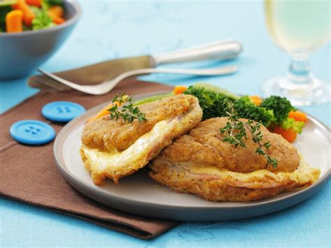 Schnitzel Mit K Se Schinken F Llung Cordon Bleu Und Gem Se Rezept