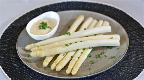 Recette Asperges Blanches Et Sauce Mousseline Maison