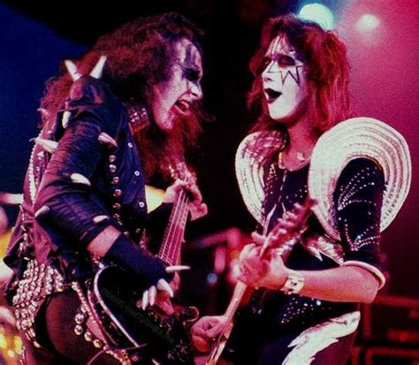 Ace Frehley And Gene Simmons Hot Sale Head Hesge Ch