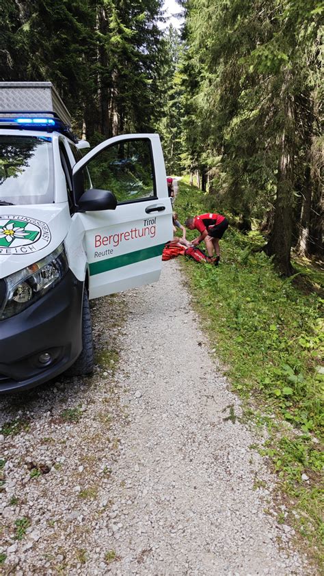 Fahrradsturz Am D Rrenberg Ortsstelle Reutte Bergrettung Tirol