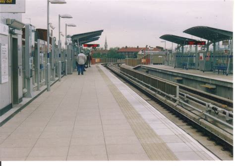 Deptford Bridge Dlr 2001 I Saw A Parking Space Outside The Flickr