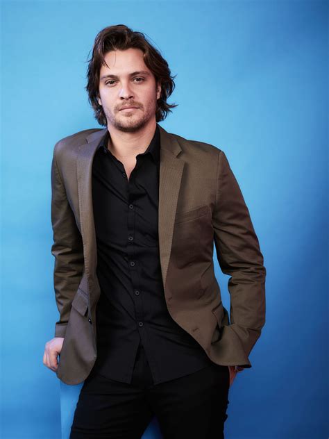 Set 001 0003 Luke Grimes Online