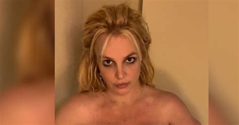 Britney Spears Goes Completely Nude In Shocking Photo