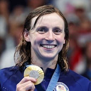 Katie Ledecky Biography Top Competition Results Trophy Wins And Medals