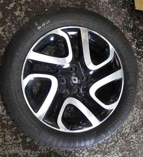 Renault Captur Ivory Alloy Wheel Inch Tyre