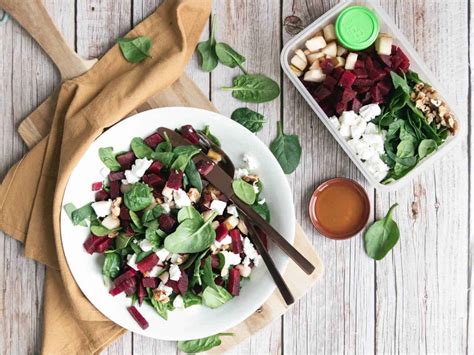 Bietensalade Met Geitenkaas En Spinazie