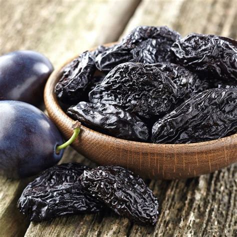 Organic Dried Prunes At Best Price In Delhi Cherryhills Agribusiness Llp