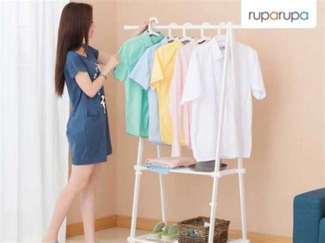 Tips Menghilangkan Bau Apek Pada Baju Blog Ruparupa