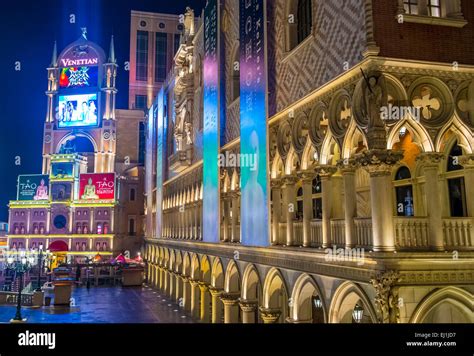 The Venetian hotel in Las Vegas Stock Photo - Alamy