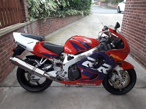 Honda Fireblade Cbr 1999 918 Cc In Rotherham South Yorkshire