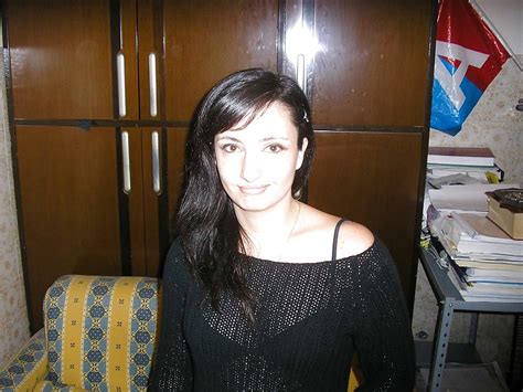 Sexy Italian Wife Posing Porn Pictures Xxx Photos Sex Images Pictoa