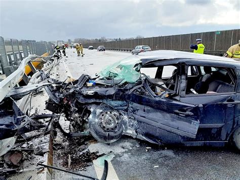 Wypadek Na Obwodnicy Lublina Dwie Osoby Trafi Y Do Szpitala Kurier