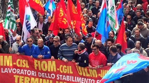 Operai Blutec In Corteo Per Le Strade Di Termini Fissato Nuovo