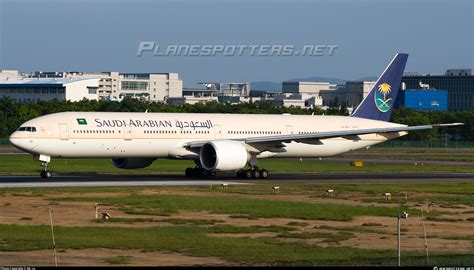 HZ AK11 Saudi Arabian Airlines Boeing 777 368ER Photo By Mr Lu ID