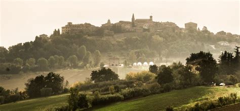 Trekking Nelle Marche I 3 Migliori Itinerari Per Percorsi Nella Natura