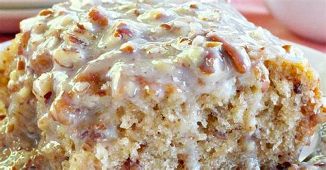 Southern Pecan Praline Sheet Cake • Delish Club