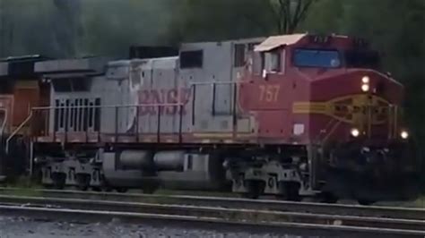 Bnsf Warbonnet And Bnsf Lead A Manifest Through Terre Haute