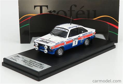 TROFEU TRRNZ07 Escala 1 43 FORD ENGLAND ESCORT MKII Night Version N