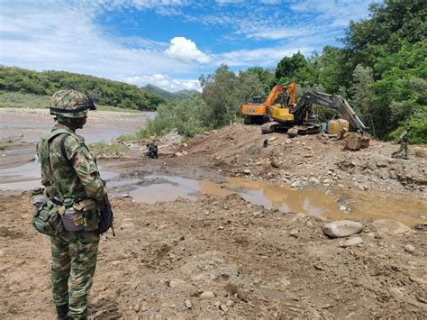 Operación Contra La Extracción Ilegal Minera Debilita Finanzas Del Eln