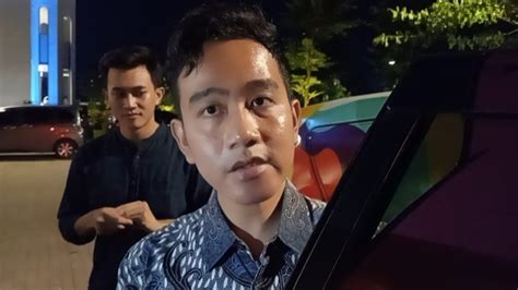 Gibran Beri Respons Soal Kritikan Pedas Hasto Mulai Dari Diibaratkan