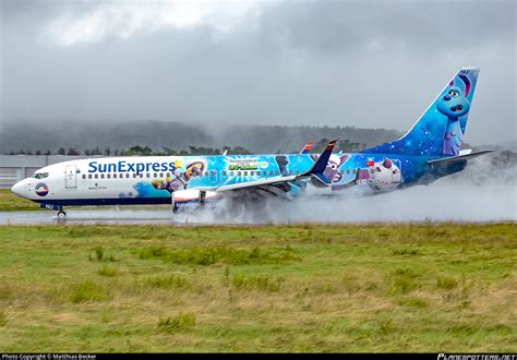 TC SNU SunExpress Boeing 737 8HC WL Photo By Matthias Becker ID