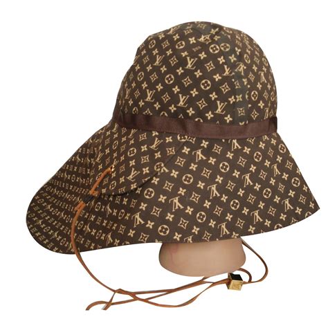 Louis Vuitton Hat Cotton ref.37721 - Joli Closet