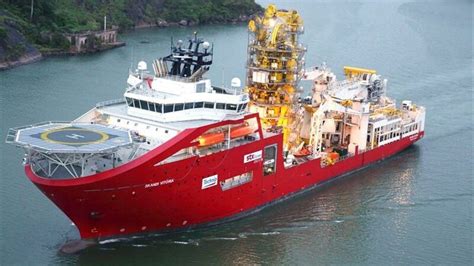 Technipfmc Charters The Plsv Skandi Vitoria Built In Brazil