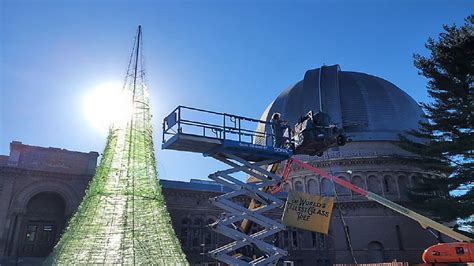 Yerkes Observatory Building Worlds Largest Glass Tree