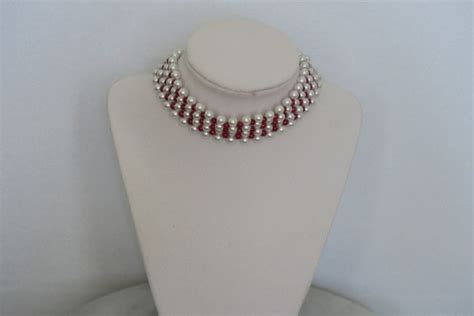 Red and White Pearl Choker Necklace - Etsy