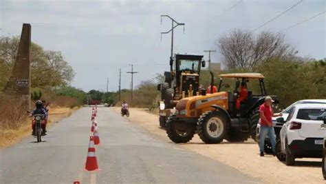 Metade Das Obras Contratadas Recursos Federais Est O Paralisadas